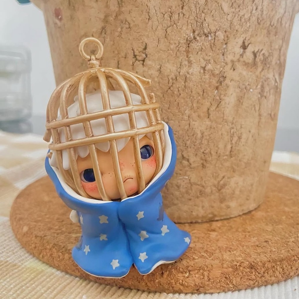 Hirono Shelter — Bird Cage